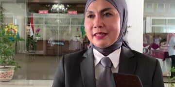 Bupati Kendal, Dyah Kartika Permanasari saat di wawncarai, Jumat, 5 Juni 2026. (Anik Kustiani/Lingkarjateng.id)