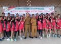 Jadi Tuan Rumah Pra Popda Jateng Zona 1, Kendal Targetkan Lolos di Semua Cabor 34 Foto bersama atlet Pra Popda bersama Plt Sekretaris Disporapar Kendal Zen Yukri Iswandaru. (Anik Kustiani/Lingkarjateng.id)