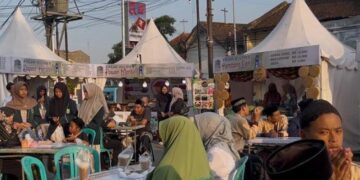 Suasana Pasar Kuliner Jadul yang menjadi rangkaian kegiatan Buka Luwur Kanjeng Sunan Kudus 1448 Hijriah yang dibuka 16–24 Juni 2026. (Ahmad Abror/Lingkarjateng.id)