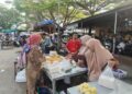 Perajin Tempe dan Tahu di Pekalongan Terpukul Kenaikan Harga Kedelai Impor 34 Aktivitas jual beli tahu dan tempe di Pasar Wiradesa, Kabupaten Pekalongan, Kamis, 12 Juni 2026. (Fahri Akbar/Lingkarjateng.id)