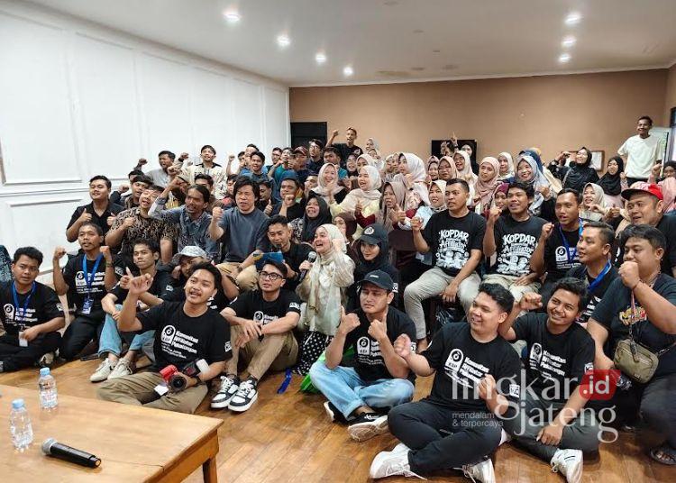 Komunitas Affiliate Pekalongan Ambil Peran Bangun Ekonomi Daerah dari Sektor Digital 25 Suasana kegiatan kopdar Komunitas Afiliator Pekalongan yang digelar di Kafe Teman Cerita, Wonopringgo, Minggu, 14 Juni 2026. (Fahri Akbar/Lingkarjateng.id)