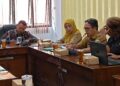 Suasana rapat kerja Pimpinan dan Komisi C DPRD Kabupaten Pekalongan bersama perangkat daerah membahas pendataan serta percepatan penanganan infrastruktur jalan, Senin, 15 Juni 2026. (Fahri Akbar/Lingkarjateng.id)