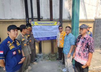 Kabel Semrawut Diduga Tak Berizin Menjamur di Rembang, Pemkab Beri Ultimatum