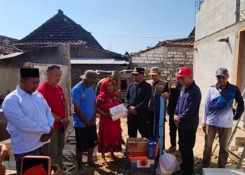 Bupati Rembang Tinjau Korban Kebakaran, Soroti Bahaya Korsleting hingga Armada Damkar