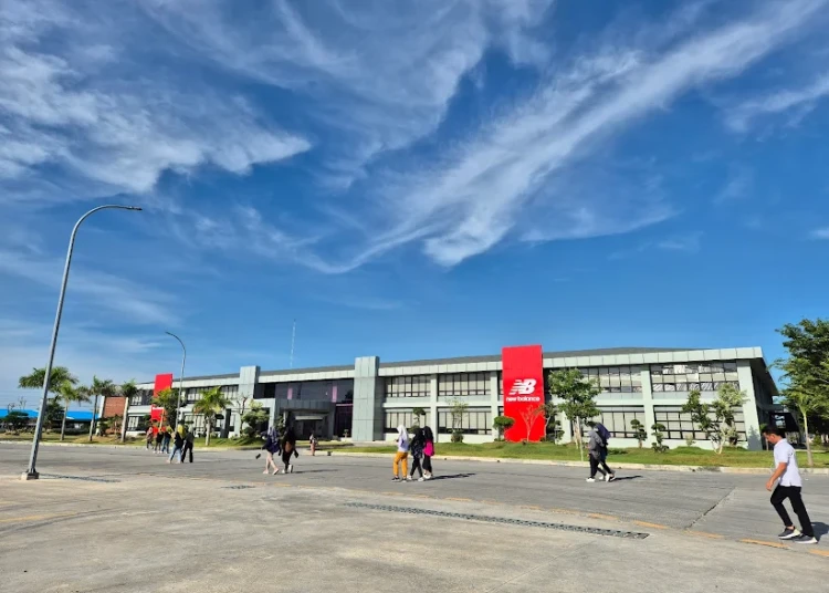 Investor China Berencana Bangun Kawasan Industri Garmen Seluas 500 Hektare di Rembang 25 Salah satu pabrik di Kabupaten Rembang. (Vicky Rio/Lingkarjateng.id)