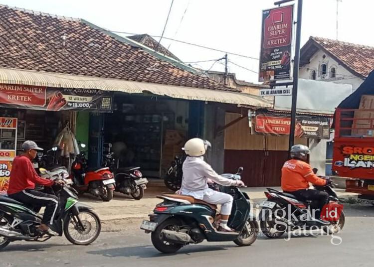 Kondisi lahan parkir di dekat Pasar Warungasem, Kabupaten Batang, Senin, 29 Juni 2026. (Antara/Lingkarjateng.id)