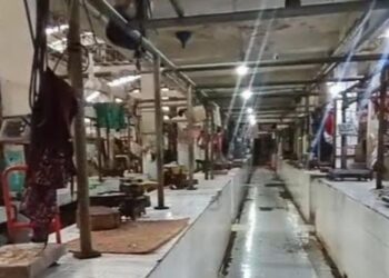 Suasana los daging Pasar Raya Salatiga, yang sepi dipicu aksi mogok para pedagang, Senin, 22 Juni 2026. (Angga Rosa/Lingkarjateng.id)