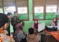 Wali Kota Pekalongan Afzan Arslan Djunaid (Aaf) meninjau langsung pelaksanaan Sistem Penerimaan Murid Baru (SPMB) Tahun 2026 di SMP Negeri 4 Pekalongan, Kamis, 25 Juni 2026. (Fahri Akbar/Lingkarjateng.id)