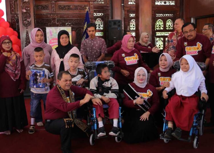 peringatan Hari Anak Nasional Tahun 2026 di Tingkat Kabupaten Semarang melibatkan anak-anak inklusif termasuknya anak-anak ABK di Pendopo Rumah Dinas Bupati Semarang. Foto : Hesty / Lingkar