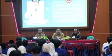 Ratusan Mahasiswa KKN Diterjunkan di Blora, Bupati Arief Minta Kontribusi Penanganan ATS 10 Bupati Blora, Arief Rohman, menyambut mahasiswa KKN UNY baru-baru ini. (Humas Pemkab Blora/Lingkarjateng.id)
