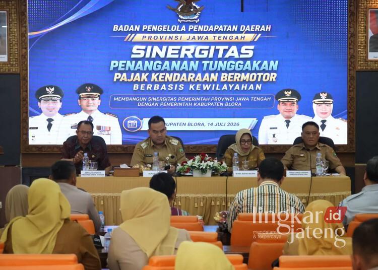 Bupati Blora Kejar Tunggakan Pajak, Kendaraan ASN Akan Didata 25 Kegiatan sosialisasi sinergitas penanganan tunggakan pajak kendaraan bermotor yang digelar Bapenda Jateng di Kabupaten Blora, Selasa, 14 Juli 2026. (Humas Pemkab Blora/Lingkarjateng.id)