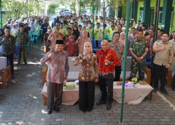 Perangi Stunting, Bupati Kendal Luncurkan Gerakan Aksi Bergizi Serentak di Ratusan Sekolah