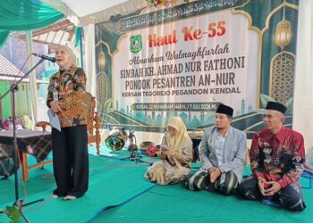 Hadiri Haul KH Ahmad Nur Fathoni, Bupati Kendal Harap Ponpes An-Nur Terus Cetak Santri Agamis
