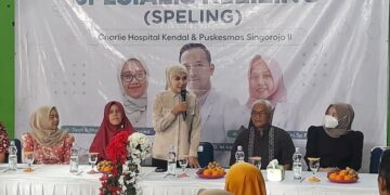 Bupati Kendal, Dyah Kartika Permanasari, saat menghadiri pelaksanaan program rumah sakit berjalan di Desa Kertosari, Kecamatan Singorojo, Sabtu 18 Juli 2026. (Anik Kustiani/Lingkarjateng.id)