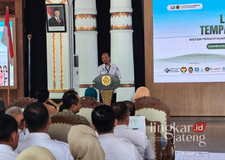 Kepala Dinas Kesehatan (Dinkes) Pati, Luky Pratugas Narimo, menyampaikan sambutan dalam acara peluncuran inovasi Tempayan Bu Harti di pendopo kabupaten pada Rabu, 29 Juli 2026. (dok for Lingkarjateng.id)
