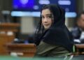 Bupati Pekalongan nonaktif, Fadia Arafiq, menjalani sidang perdana di Pengadilan Tipikor Semarang, Kamis, 23 Juli 2026. (Antara/Lingkarjateng.id)