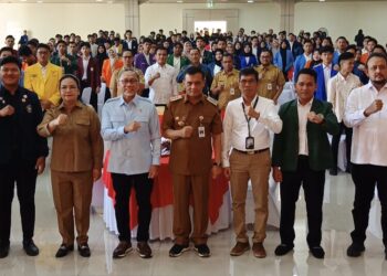 Gubernur Jawa Tengah, Ahmad Luthfi, saat menghadiri Munas ke-19 BEM SI di Politeknik Negeri Semarang, Senin, 27 Juli 2026. (Rizky Syahrul Al-Fath/Lingkarjateng.id)