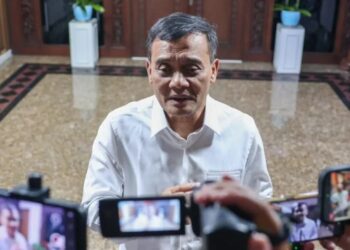 Gubernur Jawa Tengah, Ahmad Luthfi, saat diwawancarai awak media di Kantor Gubernur Jateng, Semarang, 29 Juli 2026. (Humas Pemprov Jateng/Lingkarjateng.id)