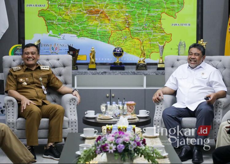 Gubernur Jawa Tengah, Ahmad Luthfi, menerima kunjungan Penasihat Khusus Presiden Bidang Ketenagakerjaan dan Kesejahteraan Buruh, Said Iqbal, di Kantor Gubernur Jawa Tengah, Semarang, pada Senin, 27 Juli 2026. (Humas Pemprov Jateng/Lingkarjateng.id)