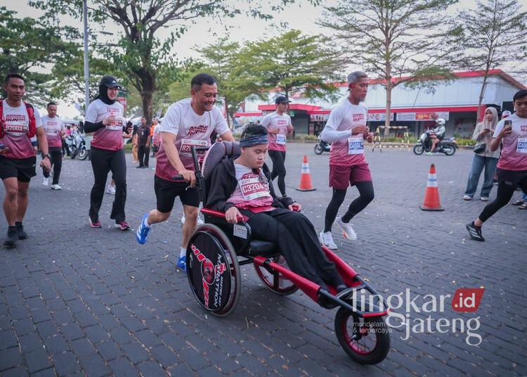 Dukung Sport Tourism, Gubernur Jateng Ikut Meriahkan Sukoharjo Spektakuler Run 2026 26 Gubernur Jateng