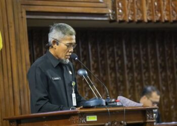 Hadapi Pilgub 2029, Pemprov Jateng Cicil Sisihkan Anggaran Mulai 2027 27 Sekretaris Daerah (Sekda) Jawa Tengah, Sumarno, menghadiri Rapat Paripurna DPRD Jateng di Gedung Berlian, Semarang, Kamis, 30 Juli 2026. (dok for Lingkarjateng.id)