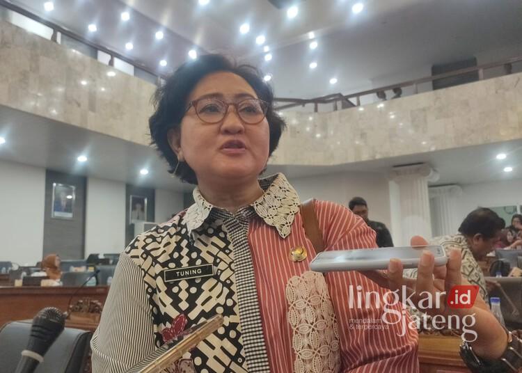 Kepala BPKAD Kota Semarang, Tuning Sunarningsih. (Syahril Muadz/Lingkarjateng.id)