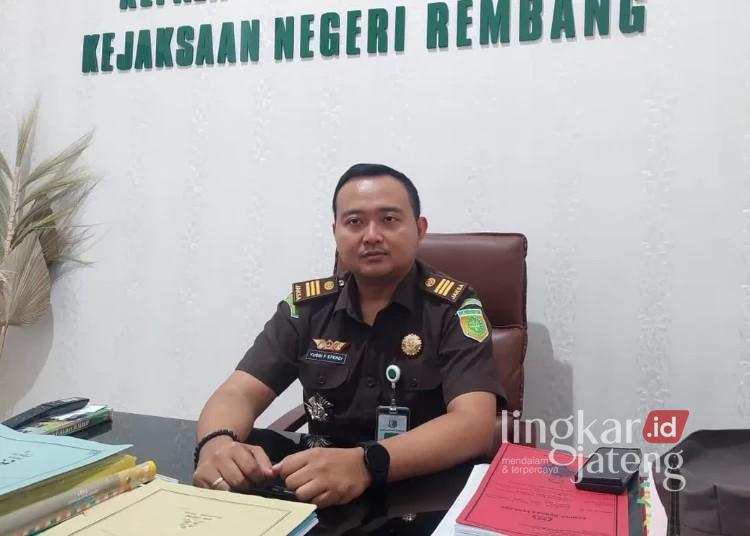 Kejari Rembang Usut Dugaan Penyimpangan TPP Rp2 Miliar, Mantan Kepala Dindikpora Diperiksa 25 Kepala Seksi Intelijen Kejari Rembang, Yusni Febriansah Efendi. (Vicky Rio/Lingkarjateng.id)