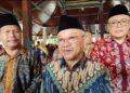 Mendikdasmen RI, Abdul Mu'ti, memberi keterangan usai mengisi seminar nasional dalam rangka HUT Forum Anak Beasiswa ke-9 di Pendopo Museum Kartini Rembang, Sabtu, 4 Juli 2026. (Vicky Rio/Lingkarjateng.id)