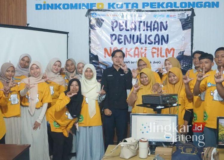 Pelatihan penulisan naskah film yang diselenggarakan Taman Bacaan Masyarakat (TBM) Dimurti di Ruang Informatics Learning Center (ILC) Kantor Dinas Kominfo Kota Pekalongan, Selasa, 28 Juli 2026.  (Fahri Akbar/Lingkarjateng.id)