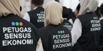 BPS Jateng Klarifikasi Isu Pajak yang Bikin Warga Tolak Sensus Ekonomi 2026 16 Petugas sensus ekonomi tahun 2026. (Antara/Lingkarjateng.id)
