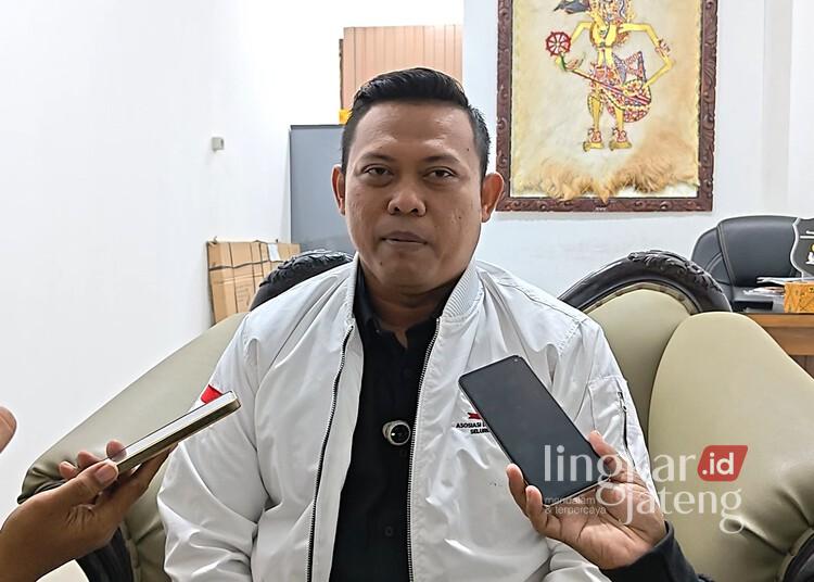 DPRD Pekalongan Minta Pengawasan Alun-alun Kajen Diperketat Usai Temuan Botol Miras 25 Wakil Ketua DPRD Kabupaten Pekalongan, Ruben R. Prabu Faza. (Fahri Akbar/Lingkarjateng.id)