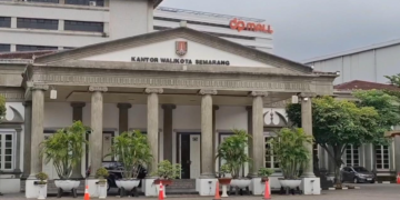 Kantor Wali Kota Semarang di Komplek Balai Kota Semarang. Foto : Syahril/Lingkar