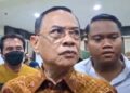 Sudewo Bantah Dakwaan Terima Aliran Dana Rp450 Juta Proyek Jalur Kereta Api DJKA 31 Bupati Nonaktif Pati Sudewo memberikan keterangan kepada awak media usai sidang kasus dugaan penerimaan dana proyek jalur kereta api Solo–Semarang di Pengadilan Tindak Pidana Korupsi, Semarang pada Senin, 20 Juli 2026. (Rizky Syahrul/Lingkarjateng.id)