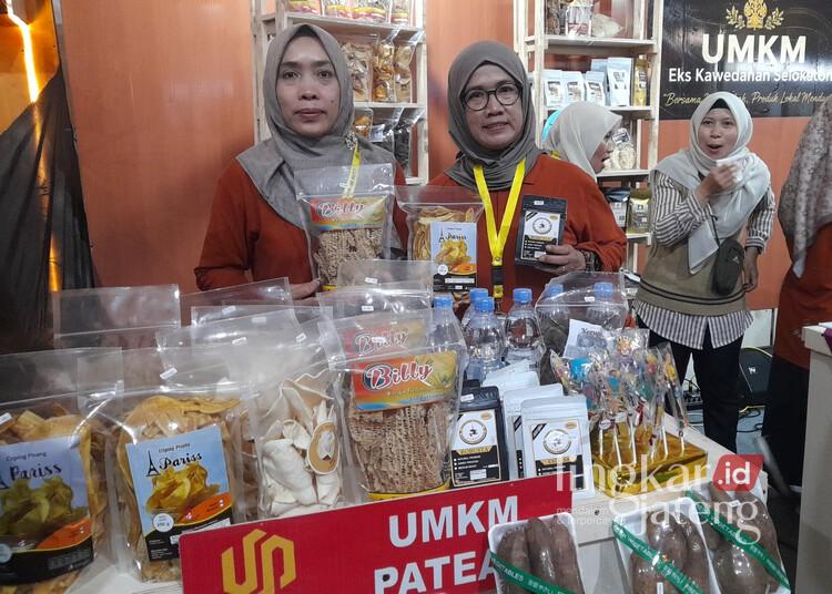Kecamatan Patean Promosikan Produk Unggulan UMKM Lokal di Kendal Open Fair 2026 25 Pelaku UMKM asal Kecamatan Patean menunjukkan produk unggulan dalam gelaran Kendal Open Fair 2026, Selasa, 21 Juli 2026. (Anik Kustiani/Lingkarjateng.id)