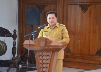Wali Kota Salatiga, Robby Hernawan, membuka sosialisasi jasa konstruksi Pemkot Salatiga di Ruang Kaloka Kantor Setda Salatiga, Selasa, 7 Juli 2026. (Prokompim Setda Salatiga/Lingkarjateng.id)