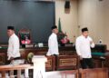 Tiga terdakwa keluar dari ruang persidangan usai pembacaan tuntutan di Pengadilan Negeri (PN) Blora, Selasa, 28 Juli 2026. (Dok. for Lingkarjateng.id)