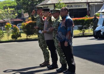 Pengamanan Berlapis Pangkogasgabpad Kodam IV/Diponegoro Kawal Kunjungan Prabowo-Modi di Candi Prambanan 25 Pangkogasgabpad Kodam IV/Diponegoro melibatkan sinergi TNI-Polri dalam pengamanan kunjungan kenegaraan Presiden Republik Indonesia Prabowo Subianto bersama Perdana Menteri (PM) India Yang Mulia Narendra Modi di kawasan Candi Prambanan, Yogyakarta, Rabu, 8 Juli 2026. (Dok. for Lingkarjateng.id)