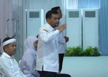 Gubernur Jawa Tengah, Ahmad Luthfi menghadiri peresmian penggunaan BBM jenis B50 di Rest Area KM 57 Tol Jakarta-Cikampek, Kabupaten Karawang, Jawa Barat, Kamis , 9 Juli 2026. (Dok. for Lingkarjateng.id)