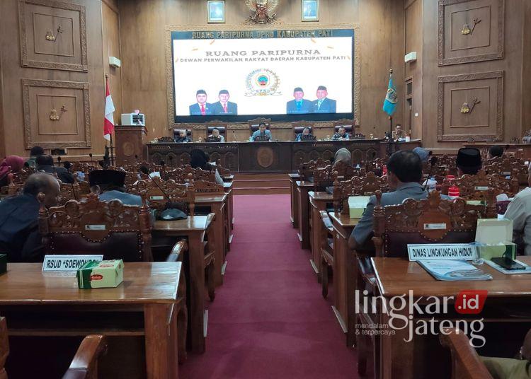 DPRD Pati menggelar rapat paripurna persetujuan Raperda Pertanggungjawaban Pelaksanaan APBD 2025, Selasa, 14 Juli 2026. (Lingkarjateng.id) 