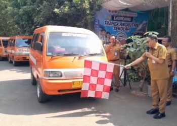 Angkutan Sekolah Diresmikan, DPRD Pati Minta Armada Penuhi Standar Kelayakan