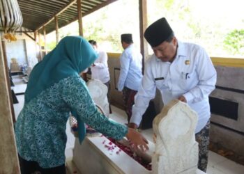 Ziarah ke Makam RA Kartini dan Tokoh Pendiri Warnai Hari Jadi ke-285 Rembang