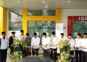 Operasional Rumah Sehat BAZNAS Balekambang Diresmikan, Perluas Layanan Kesehatan bagi Mustahik 25 Peresmian Rumah Sehat BAZNAS di kompleks Pondok Pesantren Roudlotul Mubtadiin Balekambang, Kecamatan Mayong. Foto: Tomi Budianto/Lingkar