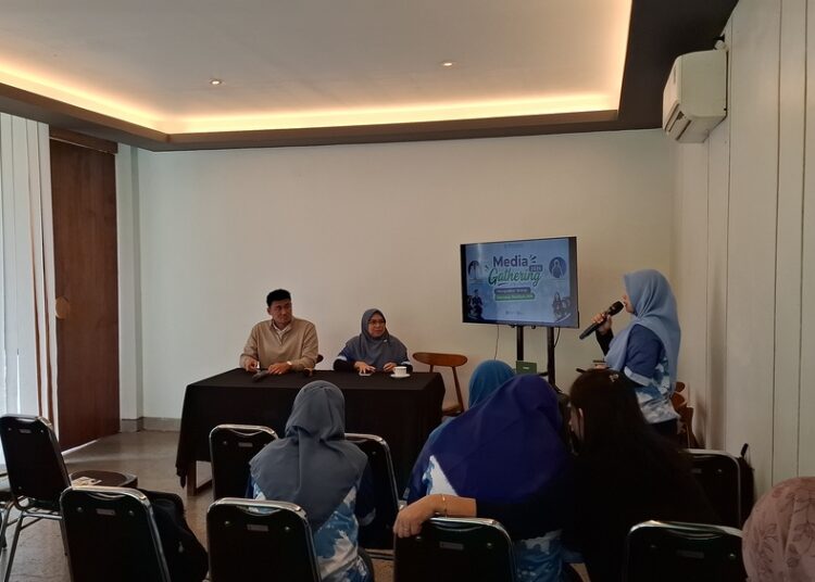 BPJS Kesehatan Kacab Ungaran dalam kegiatan Media Gathering 2026 di Boemisora, Desa Polobogo, Kecamatan Getasan, Kabupaten Semarang. Foto : Hesty Imaniar/Lingkar