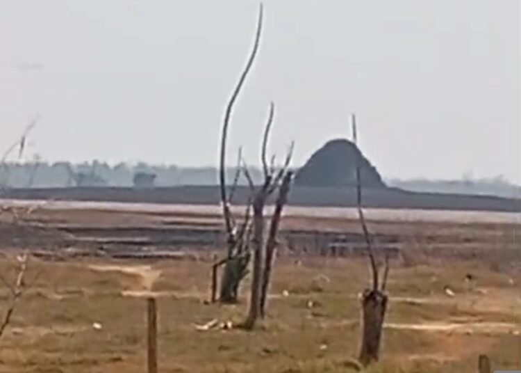 Potongan video amatir semburan lumpur di Oro-oro Kesongo Jati-Blora. Foto :Dok.Pribadi/lingkar