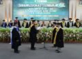 Prosesi Pengukuhan 2 Guru Besar dalam Sidang Senat Terbuka Dies Natalis ke-60 UIN Sunan Kudus di Gedung Laboratorium Terpadu, Senin (10/8). Foto : Fahtur Rohman/Lingkar