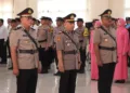 Upacara sertijab dua Kapolsek jajaran di Aula Polres Kudus, Kamis (20/8). Foto : Nisa Hafizhotus Syarifa/Lingkar.