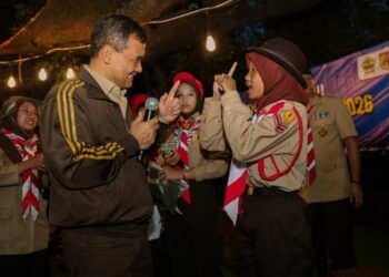 Ketua Majelis Pembimbing Daerah Gerakan Pramuka Jawa Tengah, Ahmad Luthfi, memberikan motifasi kepada Kontingen Kwarda Jateng yang mengikuti Jambore Nasional (Jamnas) ke-XII di Bumi Perkemahan Cibubur, Jakarta Timur, Jumat, 14 Agustus 2026. (dok for Lingkarjateng.id)