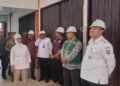 Bupati Blora Kecewa Pembangunan Pasar Ngawen Senilai Rp30 Miliar Molor Lagi 35 Bupati Blora, Arief Rohman, saat melakukan sidak proyek pembangunan Pasar Ngawen baru-baru ini. (Hanafi/Lingkarjateng.id)