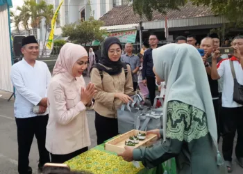 Tradisi Weh-Wehan Warnai Festival Pekan Maulid Nabi di Kaliwungu Kendal