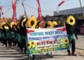 Barisan peserta karnaval budaya acara merti desa Purworejo, Kecamatan Ringinarum, Kabupaten Kendal pada Minggu, 8 Agustus 2026 sore. (Anik Kustiani/Lingkarjateng.id)
